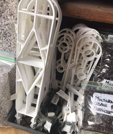 Plant & Garden Supplies